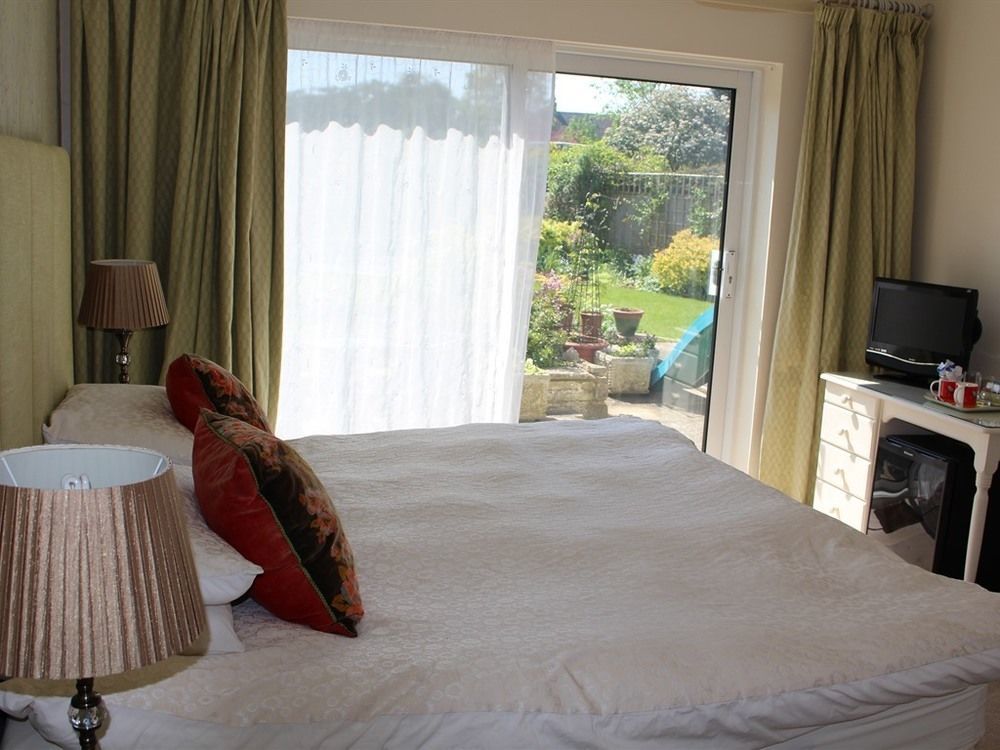Laurels Guesthouse Witney Exterior foto