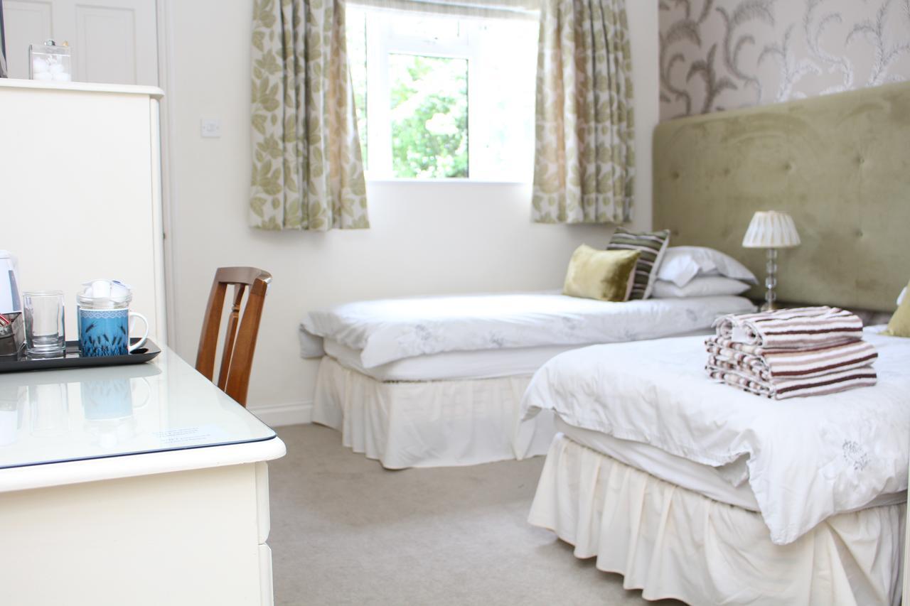 Laurels Guesthouse Witney Exterior foto